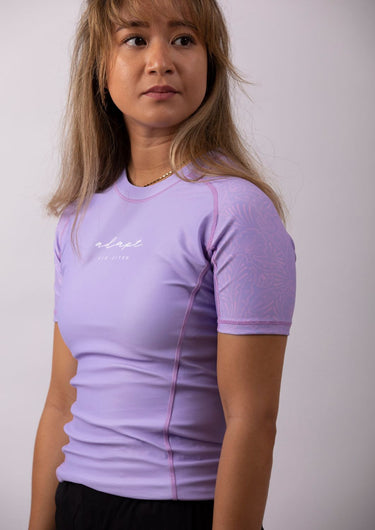Rashguard Paisley Edition für Damen – Flieder R#011