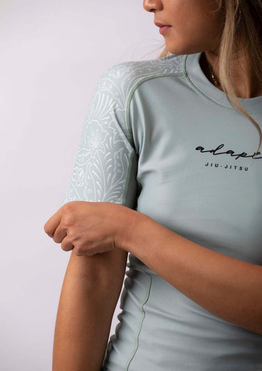 Rashguard Paisley Edition für Damen – Salbei R#010