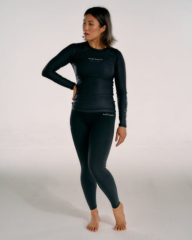 Women's Long-Sleeve Black Rashguard
