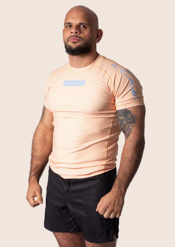 *NEU* Adapt Original Rashguard – Pink auf Schwarz R#023