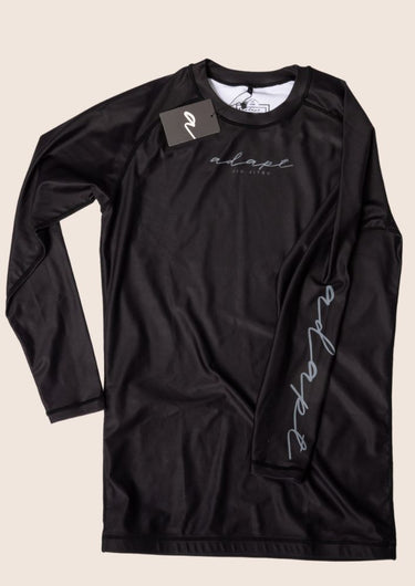Men’s Long-Sleeved Classic Rashguard in Black