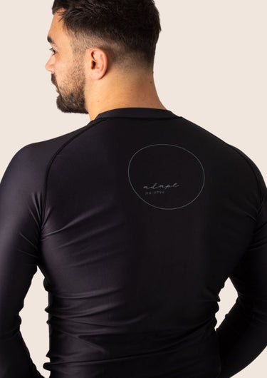Men’s Long-Sleeved Classic Rashguard in Black